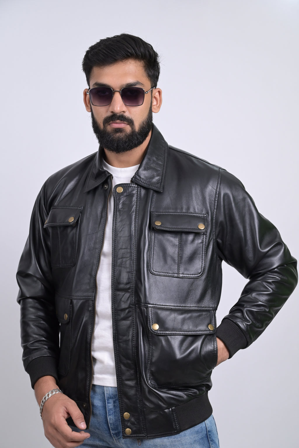 FINEHIDE  BLACK  MULTIPOCKET GENUINE  LEATHER JACKETS FOR MENS