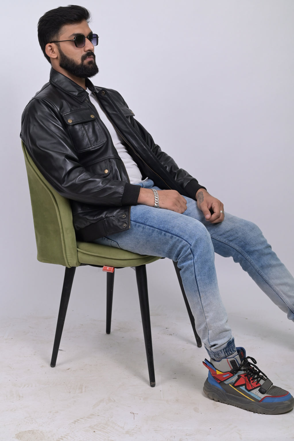 FINEHIDE  BLACK  MULTIPOCKET GENUINE  LEATHER JACKETS FOR MENS